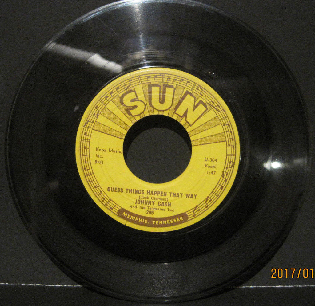 Johnny Cash - Guess Things Happen That Way b/w Come In Stranger