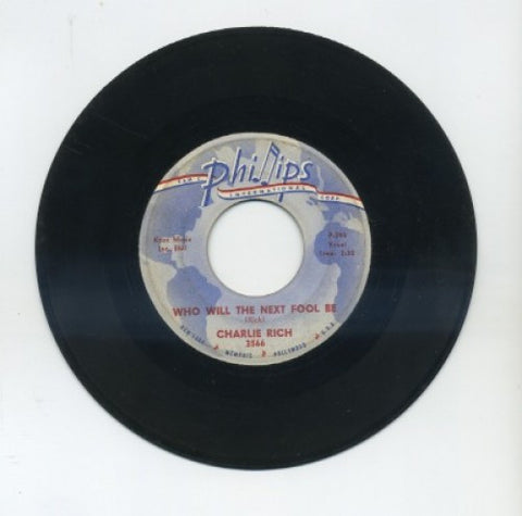 Charlie Rich - Who Will The Next Fool Be/ Caught In The Middle