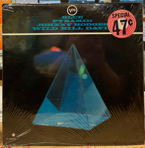 Johnny Hodges and Wild Bill Davis - Blue Pyramid